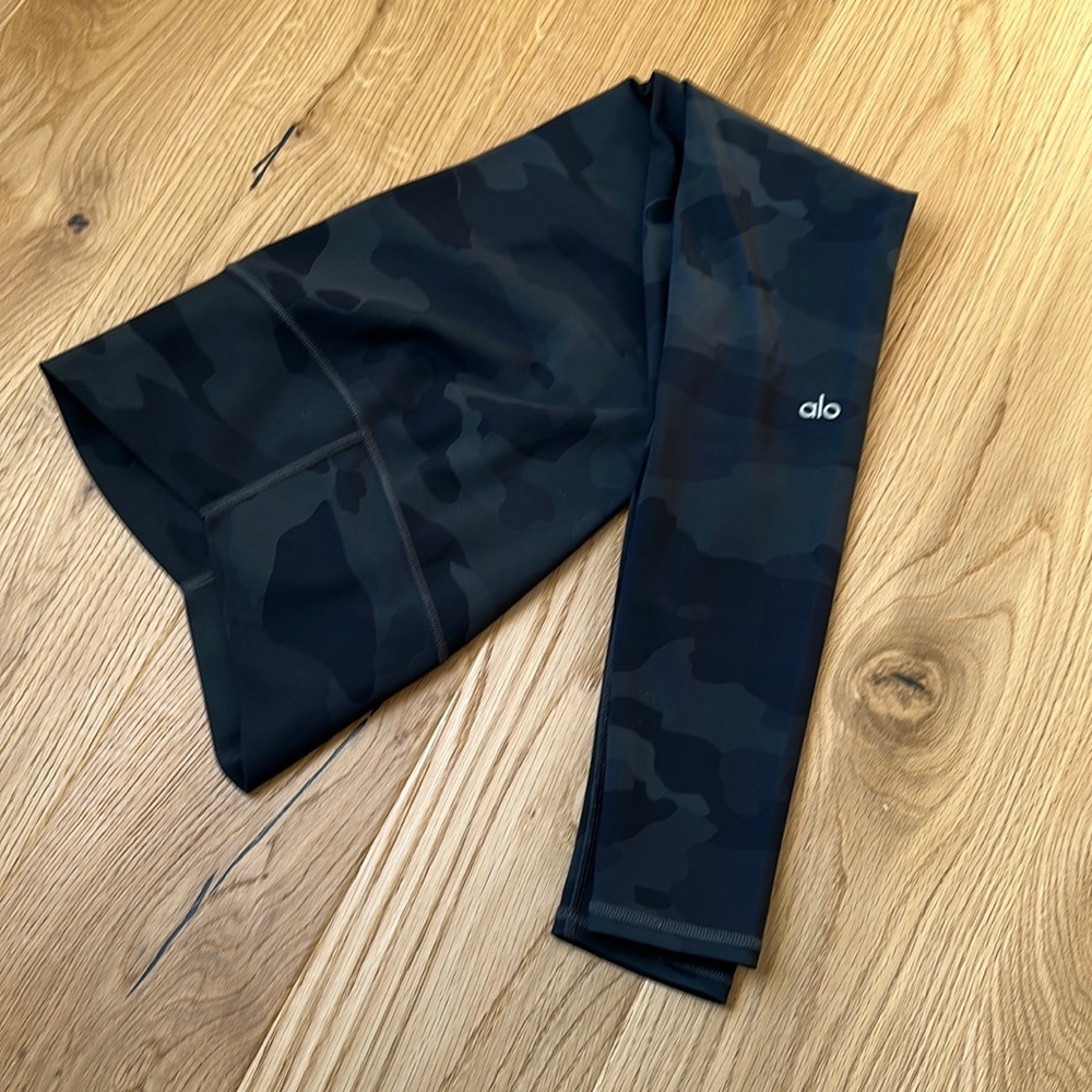 alo womens yoga leggings
